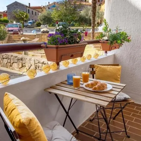 With A Parking Space Vrsar, Porec - 21897 Apartamento *