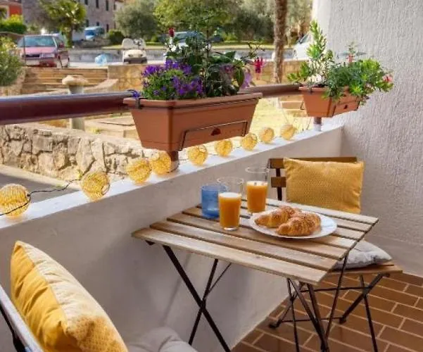 With A Parking Space Vrsar, Porec - 21897 아파트 *